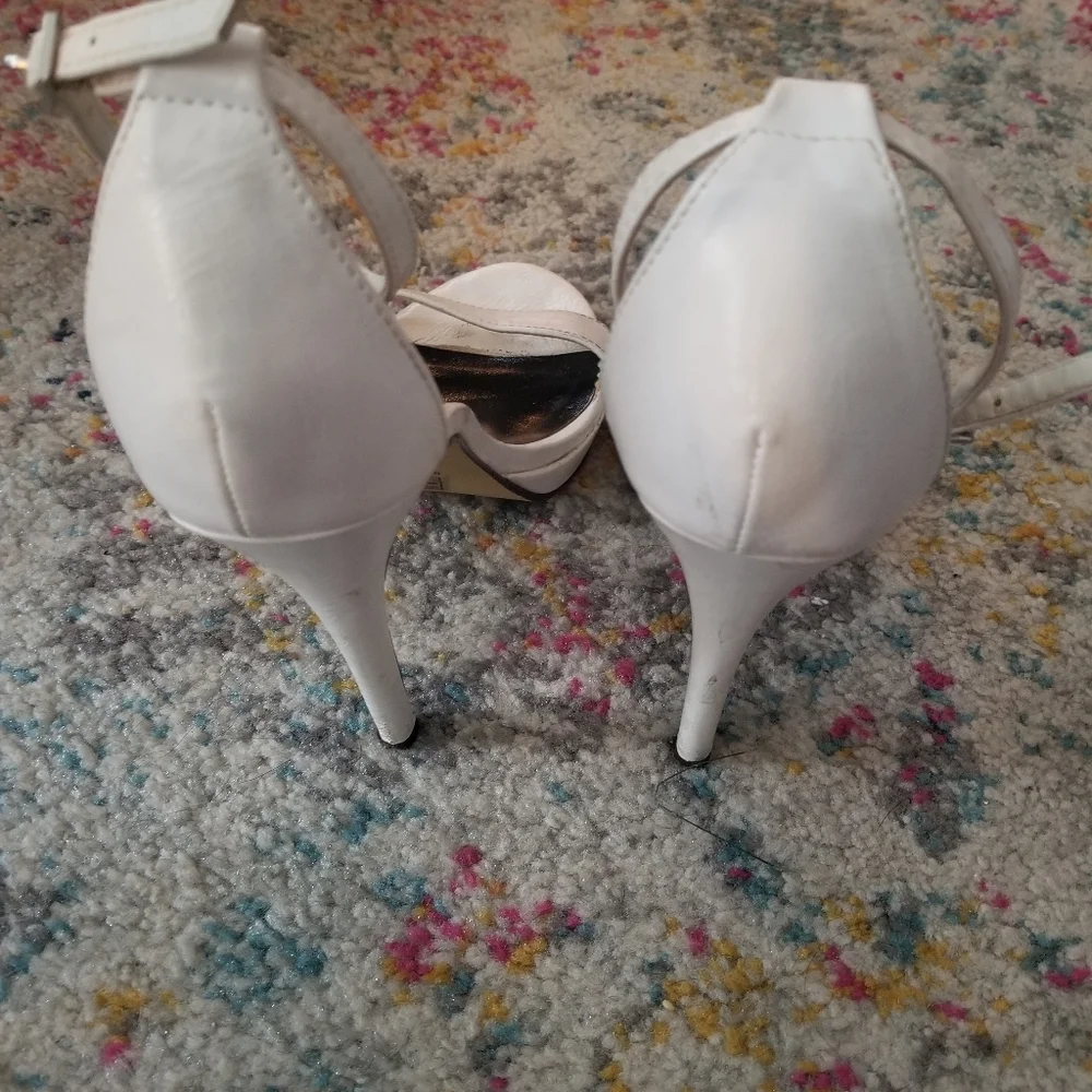 White Heels - Picture 6 of 7